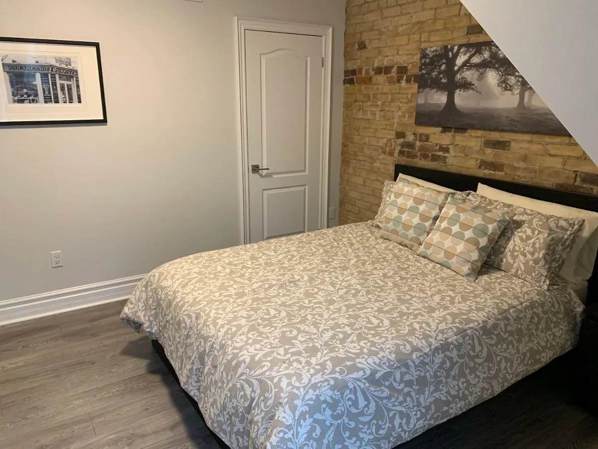 St Annes Suites Toronto Apartment