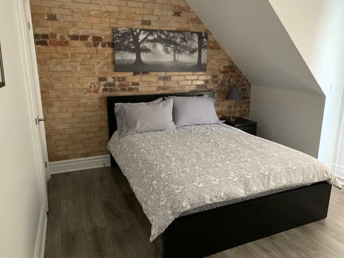 St Annes Suites Toronto Apartment